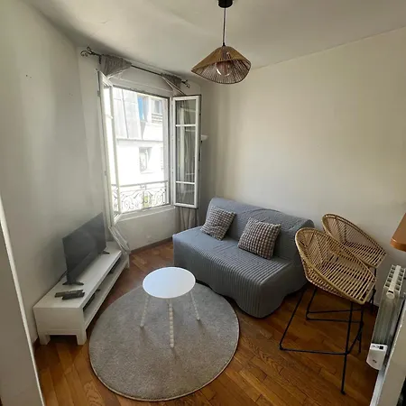Parisian Chic Παρίσι